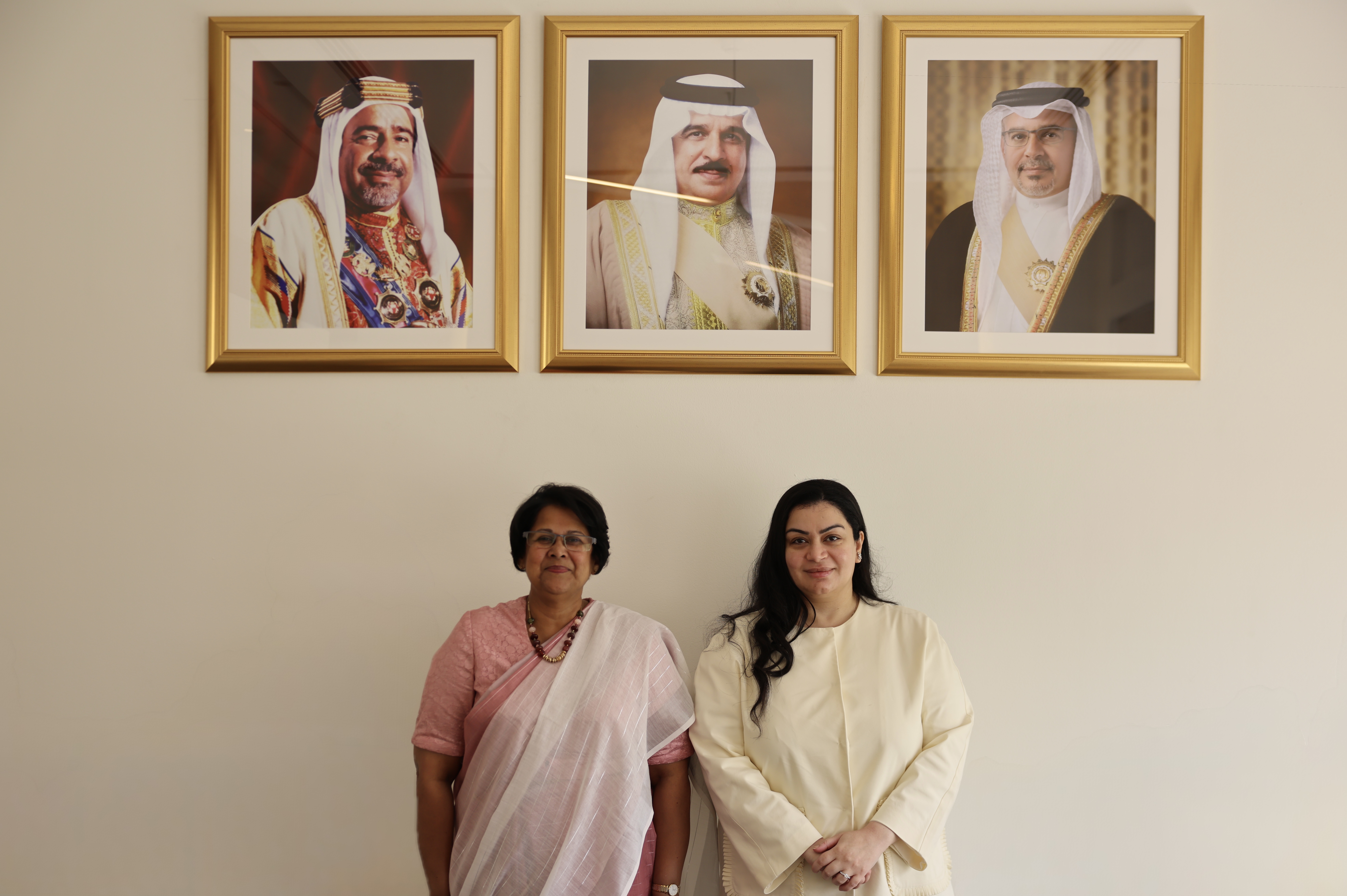 المدير التنفيذي لمركز الملك حمد العالمي للتعايش والتسامح تستقبل سفيرة جمهورية سريلانكا الديمقراطية الاشتراكية لدى مملكة البحرين