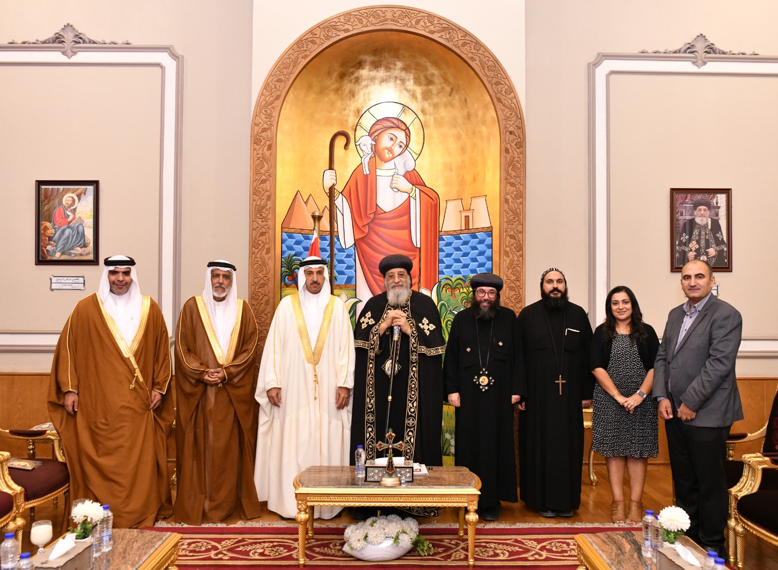 رئيس مجلس أمناء مركز الملك حمد العالمي للتعايش والتسامح يلتقي قداسة البابا تواضروس الثاني - Image 4