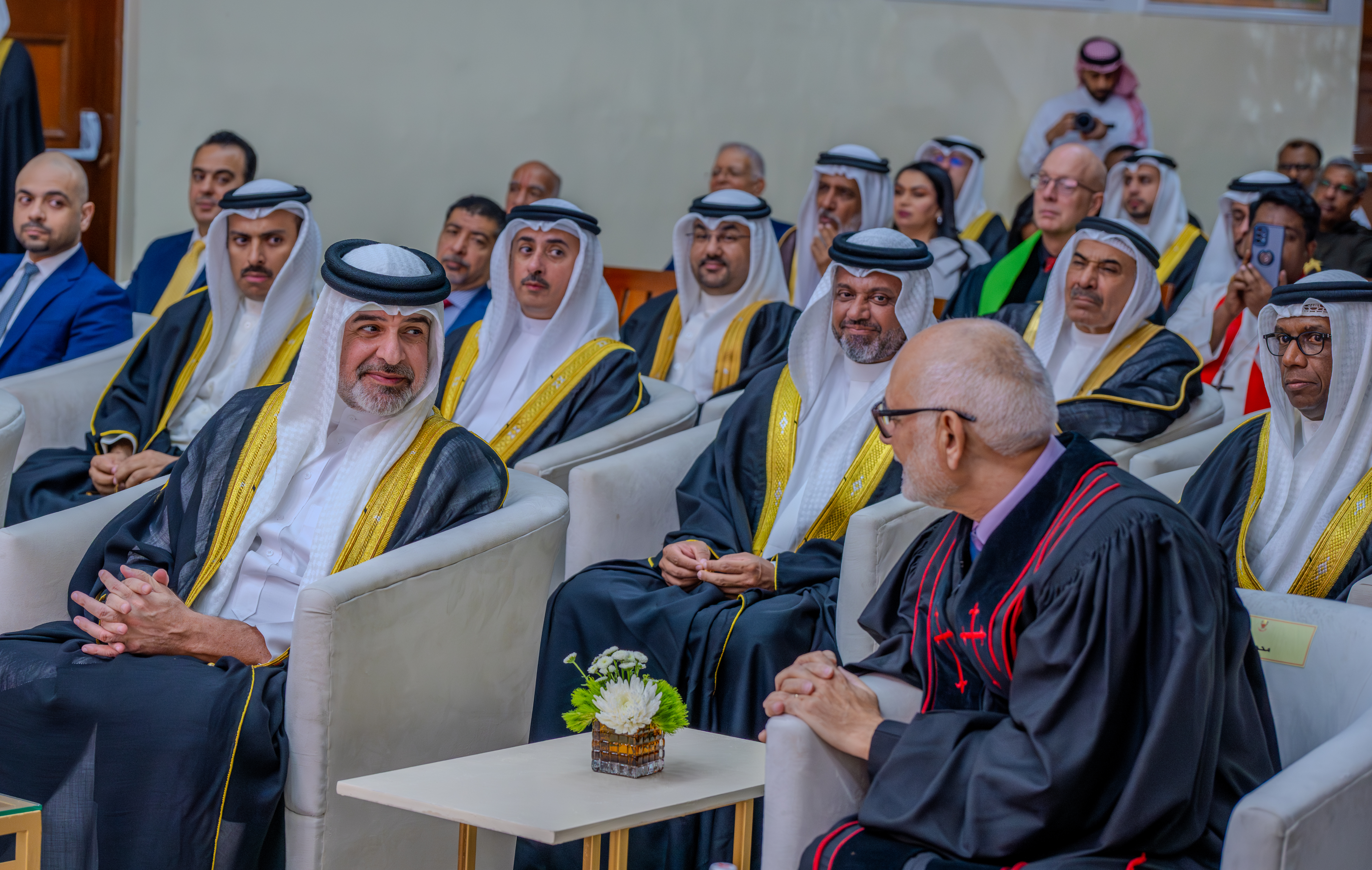جلالة الملك المعظم ينيب سمو الشيخ عبدالله بن حمد لحضور الاحتفال بمرور 120 عام على تأسيس  الكنيسة الإنجيلية الوطنية في مملكة البحرين بالتعاون مع مركز الملك حمد العالمي للتعايش والتسامح - Image 5
